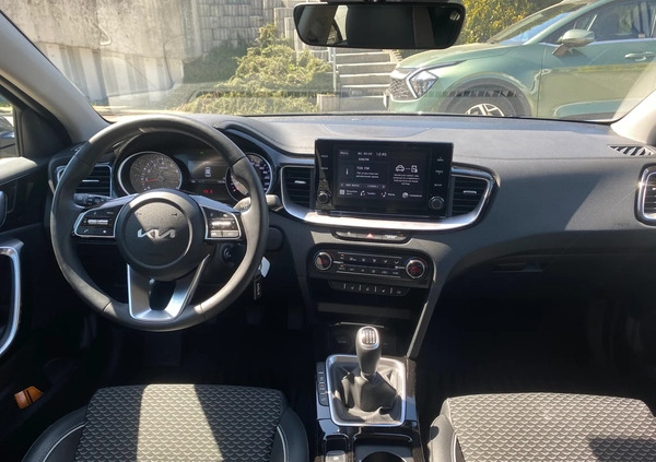 Kia Ceed cena 104900 przebieg: 15679, rok produkcji 2023 z Lędziny małe 106